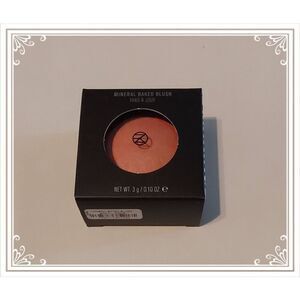 BNIB~IL MAKIAGE Mineral Baked Blush in Bootylicious~$36 Retail